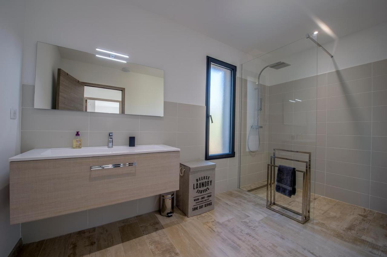 לצ'י Villa Calme Luxueuse Et Proche Plage Saint-Cyprien מראה חיצוני תמונה